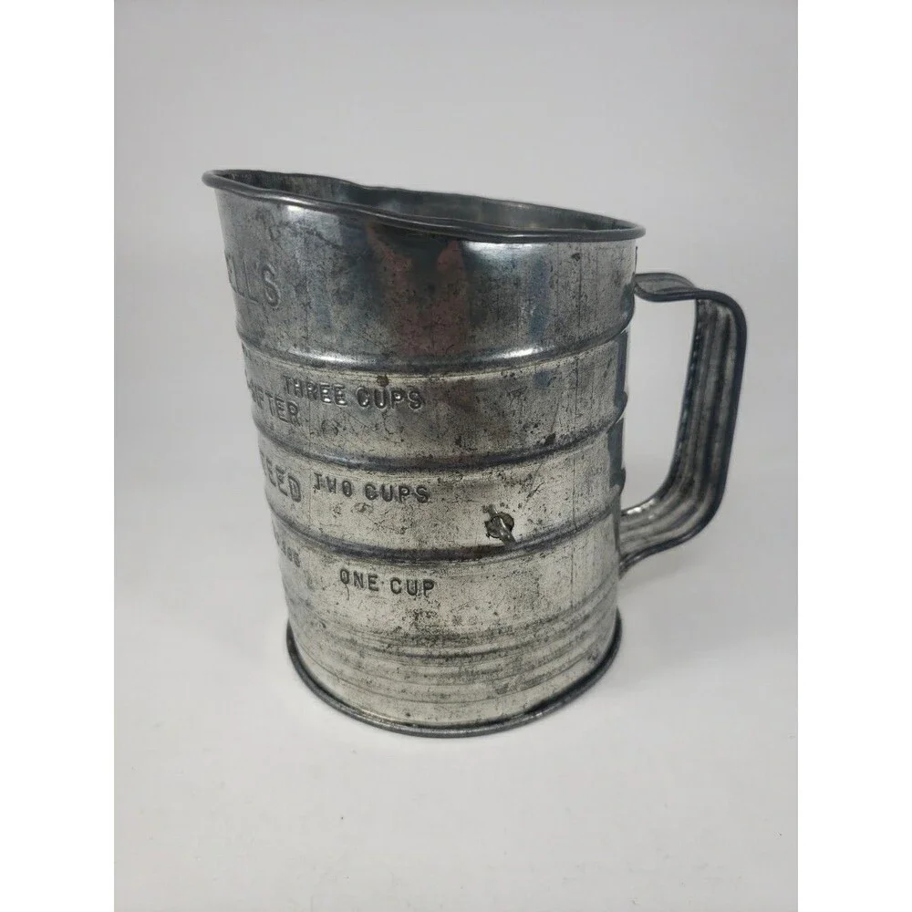 Vintage Bromwell's 3 Cup Measuring Sifter Red Wood Handle USA Farmhouse Decor
